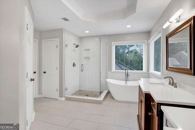 1364 Fallsbrook Way NW, Acworth, GA 30101