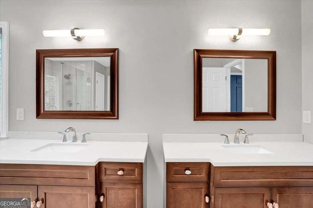 1364 Fallsbrook Way NW, Acworth, GA 30101