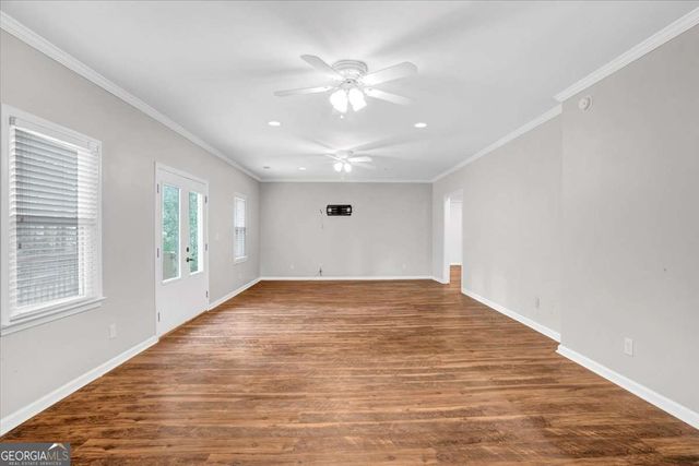 1364 Fallsbrook Way NW, Acworth, GA 30101