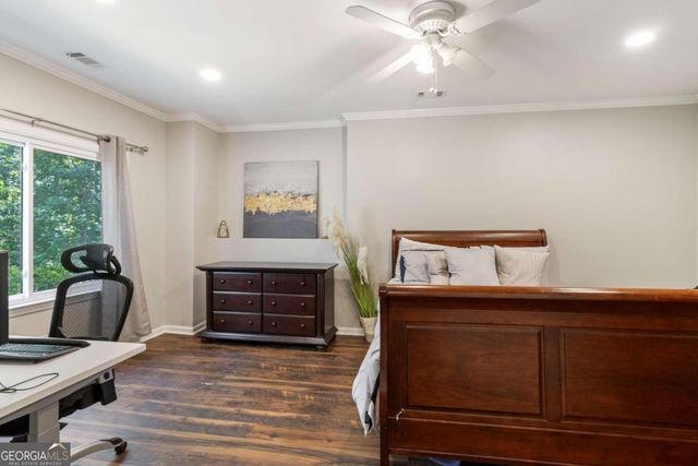 1364 Fallsbrook Way NW, Acworth, GA 30101