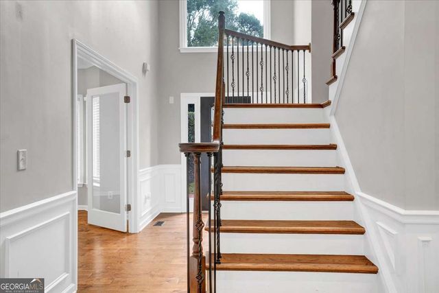 1364 Fallsbrook Way NW, Acworth, GA 30101