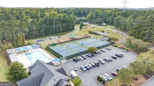 1364 Fallsbrook Way NW, Acworth, GA 30101