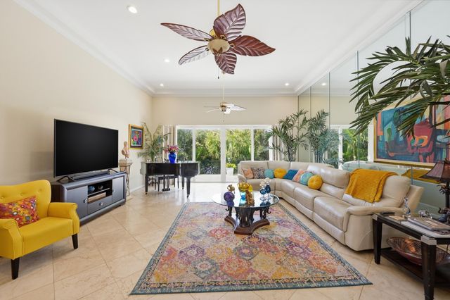 9001 N Lake Dasha Drive, Plantation, FL 33324
