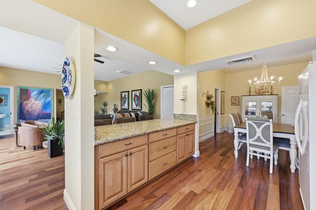 9001 N Lake Dasha Drive, Plantation, FL 33324