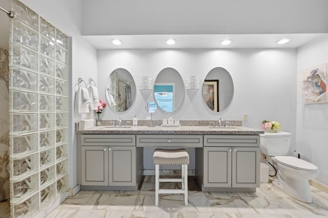 9001 N Lake Dasha Drive, Plantation, FL 33324