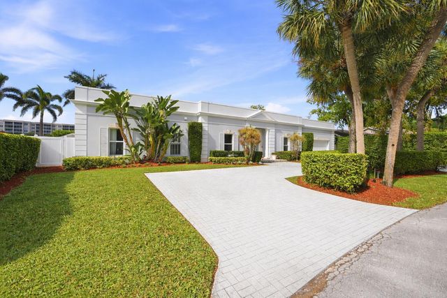 9001 N Lake Dasha Drive, Plantation, FL 33324