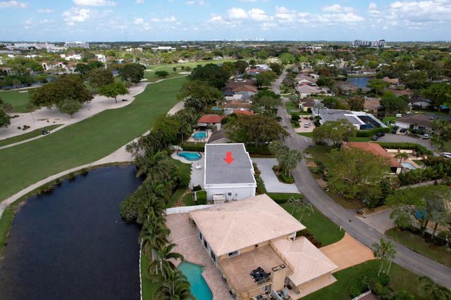 9001 N Lake Dasha Drive, Plantation, FL 33324