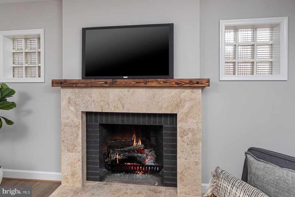 Image 12 of property listing at 3716 SYLVAN DR, Gwynn Oak, MD 21207