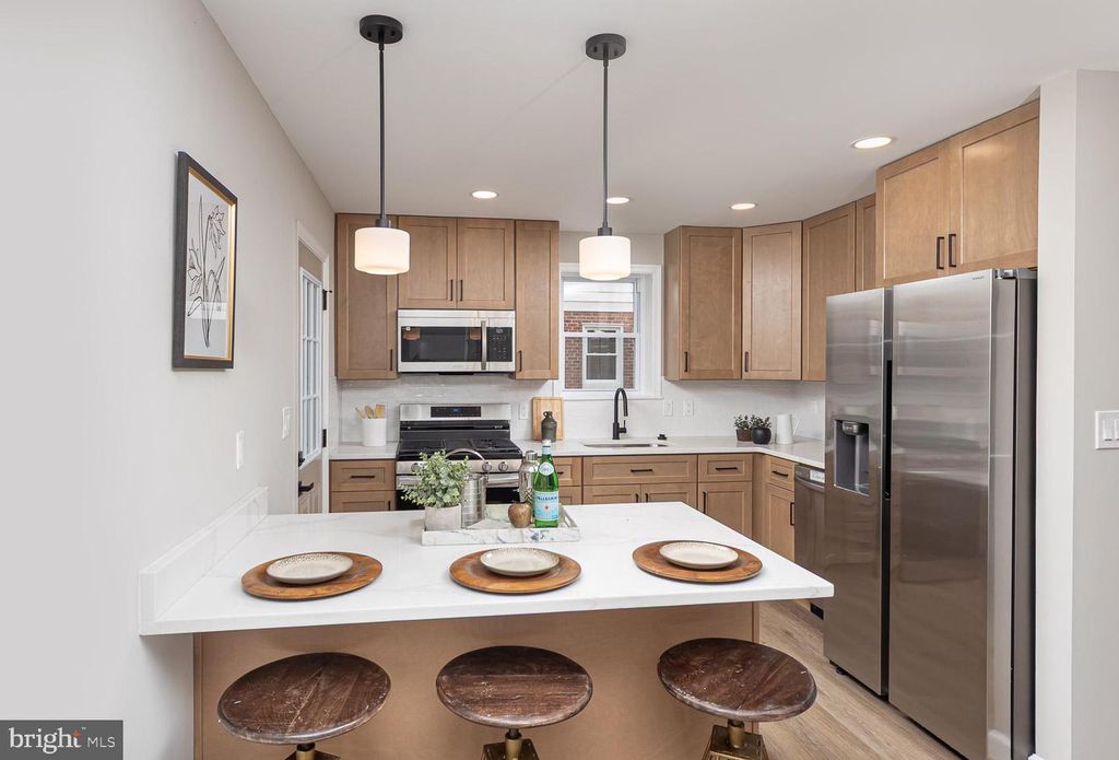 Image 2 of property listing at 3716 SYLVAN DR, Gwynn Oak, MD 21207