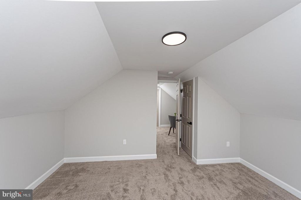 Image 25 of property listing at 3716 SYLVAN DR, Gwynn Oak, MD 21207