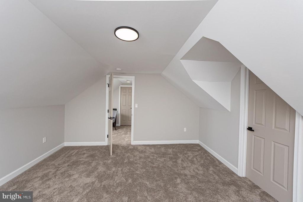 Image 31 of property listing at 3716 SYLVAN DR, Gwynn Oak, MD 21207