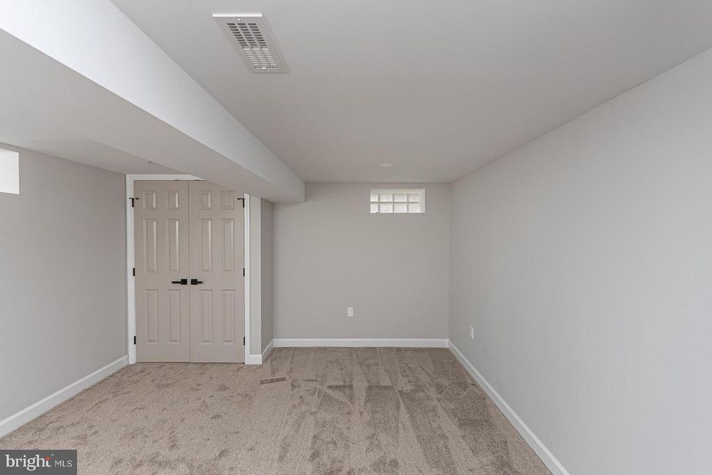 Image 38 of property listing at 3716 SYLVAN DR, Gwynn Oak, MD 21207