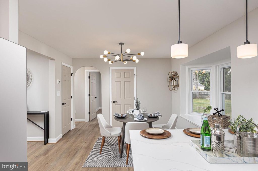 Image 6 of property listing at 3716 SYLVAN DR, Gwynn Oak, MD 21207