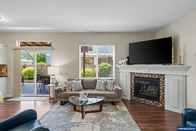 1032 Canal Av SE, Albany, OR 97322