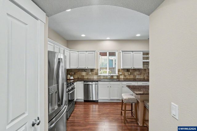 1032 Canal Av SE, Albany, OR 97322