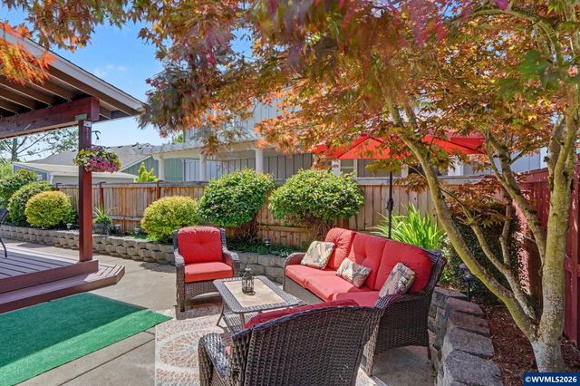 1032 Canal Av SE, Albany, OR 97322