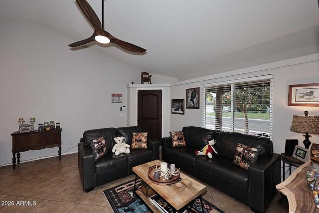 1521 E SHEFFIELD Avenue, Chandler, AZ 85225