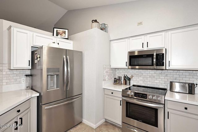 1521 E SHEFFIELD Avenue, Chandler, AZ 85225