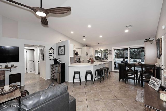 1521 E SHEFFIELD Avenue, Chandler, AZ 85225