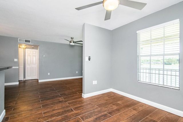 214 LAKE PARSONS GREEN 208, Brandon, FL 33511