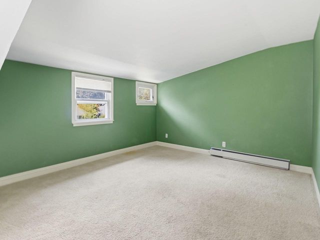 4858 N Iroquois AVENUE, Glendale, WI 53217