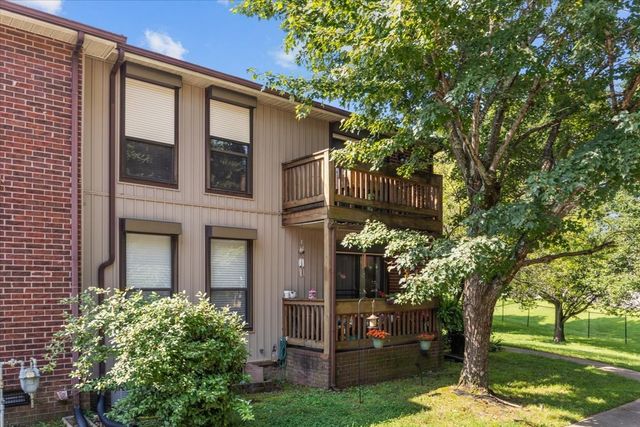 815 Highway 70, E, Dickson, TN 37055