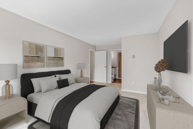 6450 York Avenue S 308, Edina, MN 55435