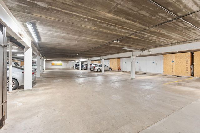 6450 York Avenue S 308, Edina, MN 55435