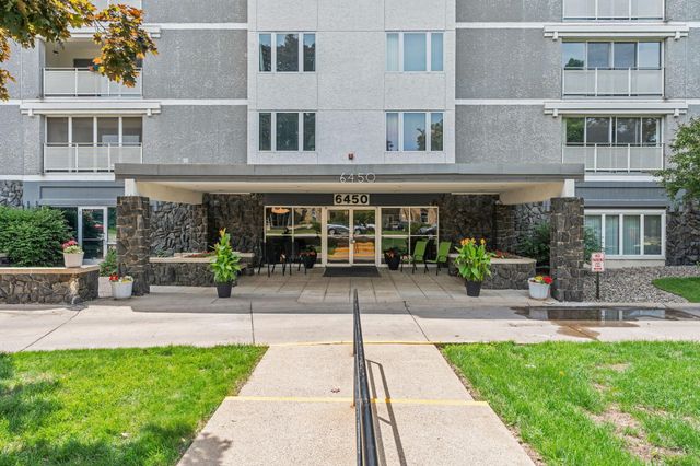 6450 York Avenue S 308, Edina, MN 55435