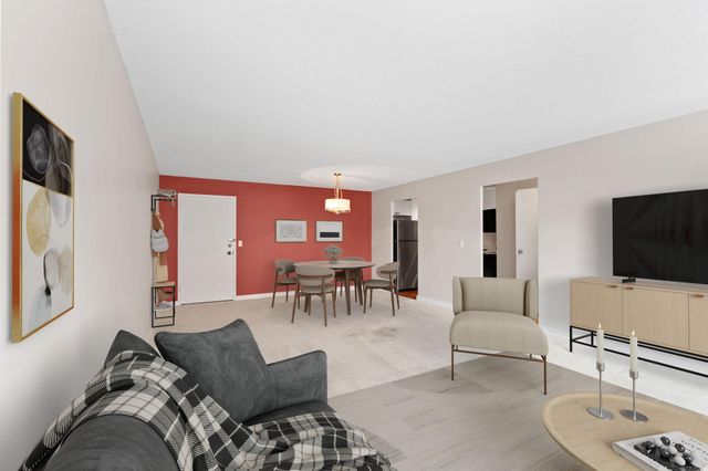 6450 York Avenue S 308, Edina, MN 55435