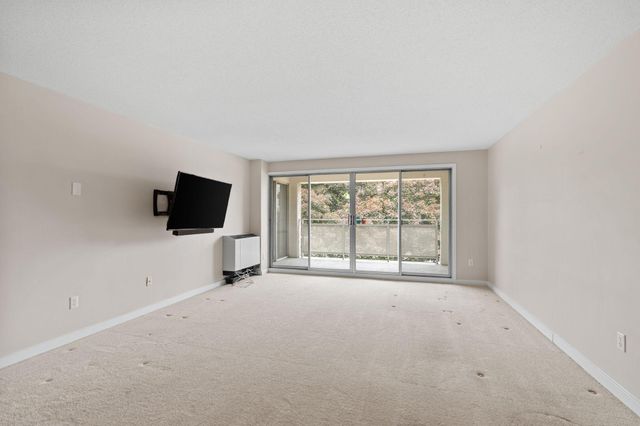 6450 York Avenue S 308, Edina, MN 55435