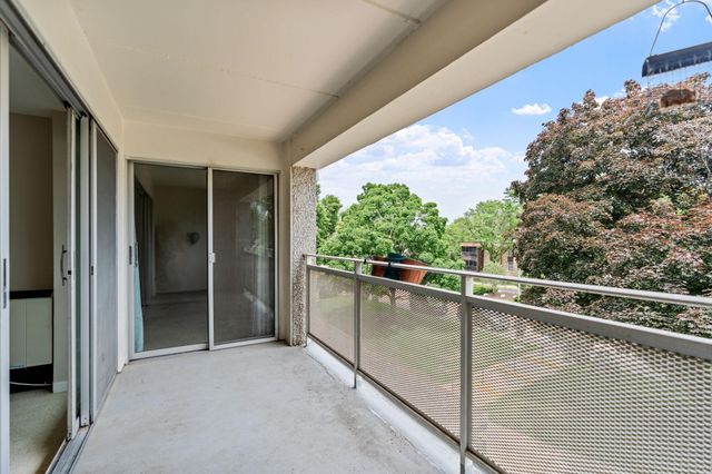 6450 York Avenue S 308, Edina, MN 55435