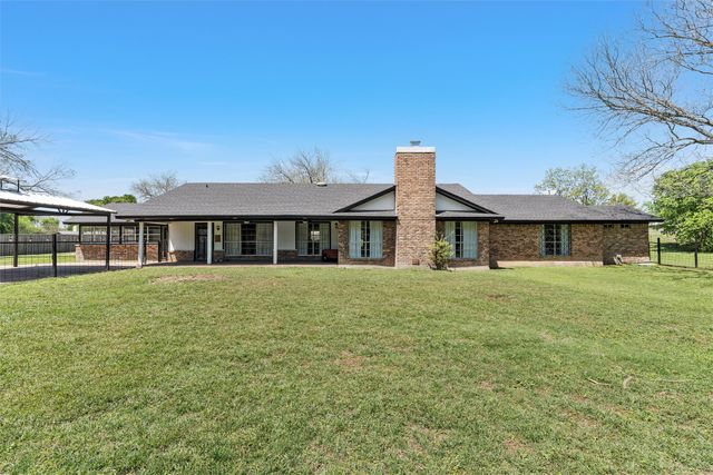 1049 W Moonlight Drive, Robinson, TX 76706