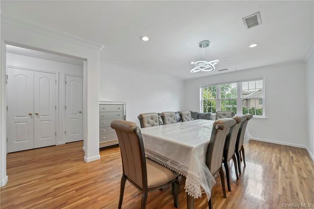 8 Elm Street 112, Spring Valley, NY 10977