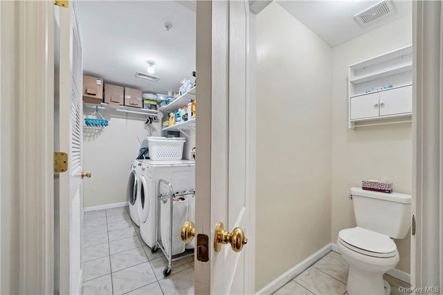 8 Elm Street 112, Spring Valley, NY 10977