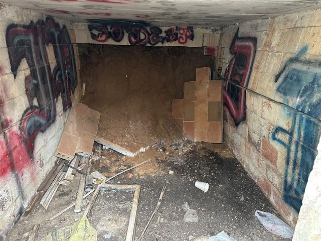 1809 9th Street, Brownwood, TX 76801