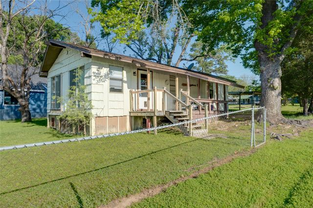 103 Dolly Drive, Mabank, TX 75156