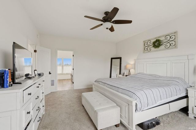 9680 N 220 E Road, Roanoke, IN 46783