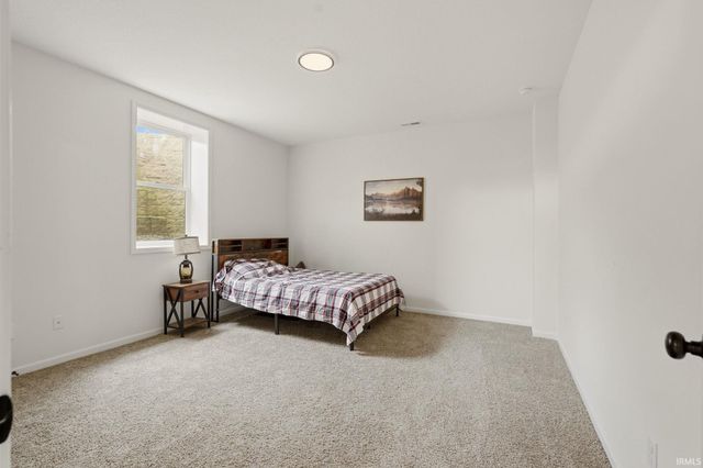 9680 N 220 E Road, Roanoke, IN 46783