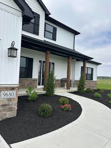9680 N 220 E Road, Roanoke, IN 46783