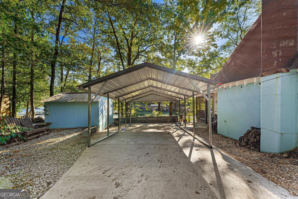 387 Chateau Drive, Lavonia, GA 30553 — photo 3