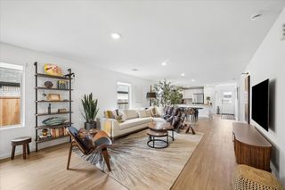 716 Autumn Cherry Trail, Magnolia, TX 77354