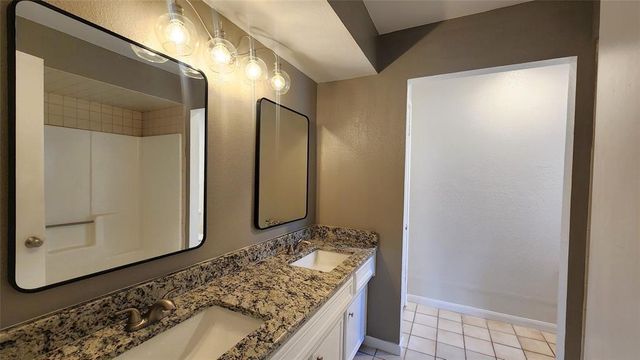 2702 Foliage Green Drive, Kingwood, TX 77339