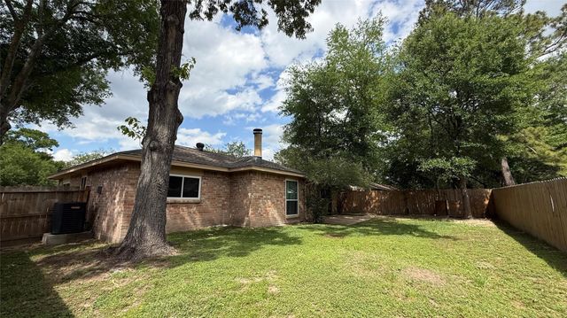 2702 Foliage Green Drive, Kingwood, TX 77339