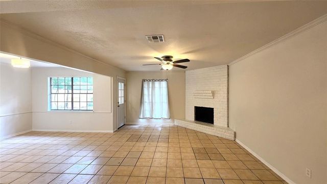 2702 Foliage Green Drive, Kingwood, TX 77339