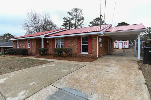 718 Wedron Drive, Columbus, GA 31907