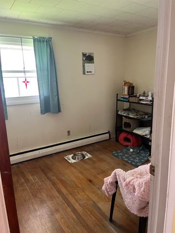 99 First Street, Rutland City, VT 05701
