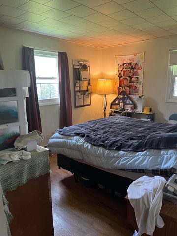 99 First Street, Rutland City, VT 05701
