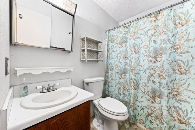 13310 T C Jester Boulevard, Houston, TX 77038