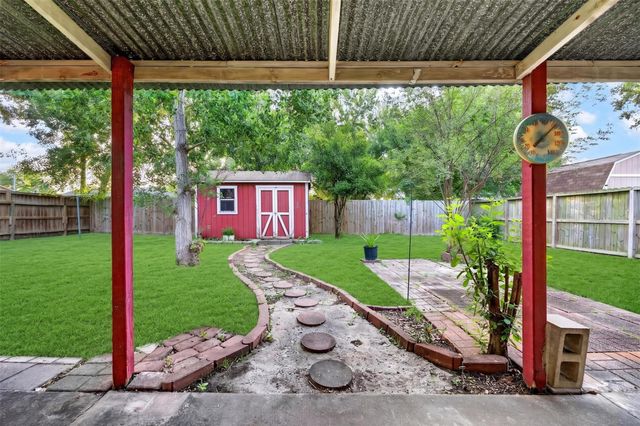 13310 T C Jester Boulevard, Houston, TX 77038